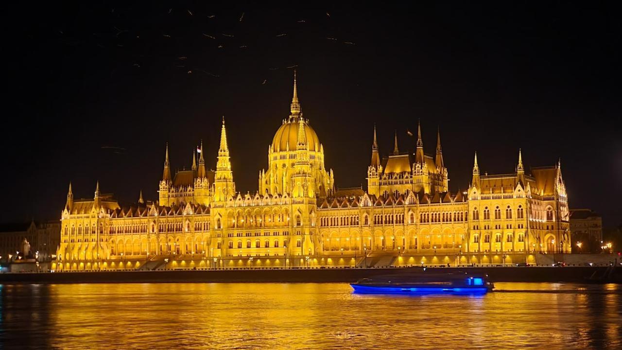 Parliament View Apartment ブダペスト エクステリア 写真